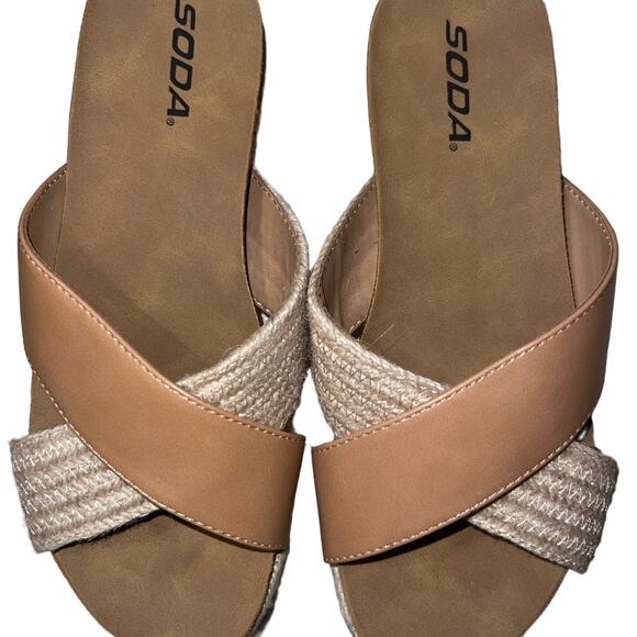 Soda Tan & Natural Woven Espadrille Platform Wedge Sandals Women’s Size 8.5 - Picture 1 of 3